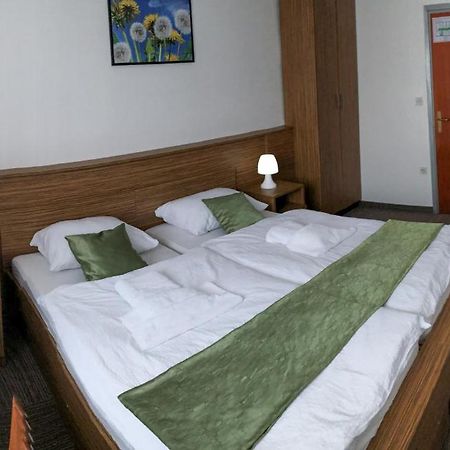 Restavracija In Prenocisca Carda Otel Martjanci Dış mekan fotoğraf