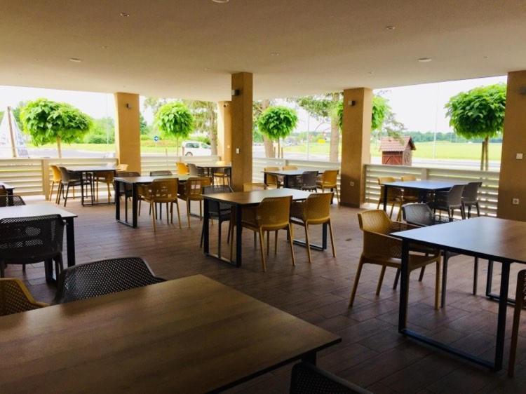 Restavracija In Prenocisca Carda Otel Martjanci Dış mekan fotoğraf